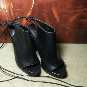 Womens Aldo Block Heels sz 6